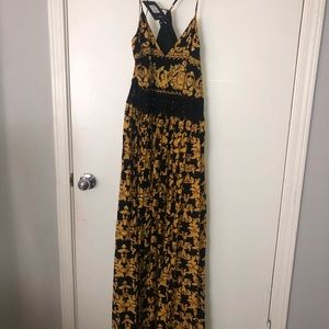 Maxi dress - black & gold (tags attached)